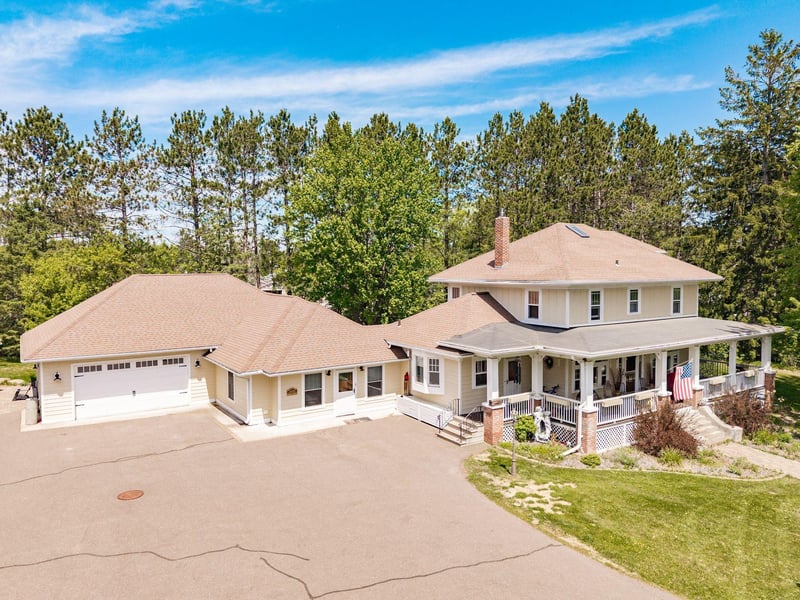 925 14th St, Cloquet, MN 55720