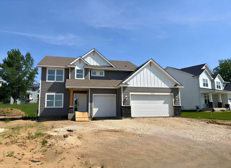 4867 Noble Dr NW, Rochester, MN 55901
