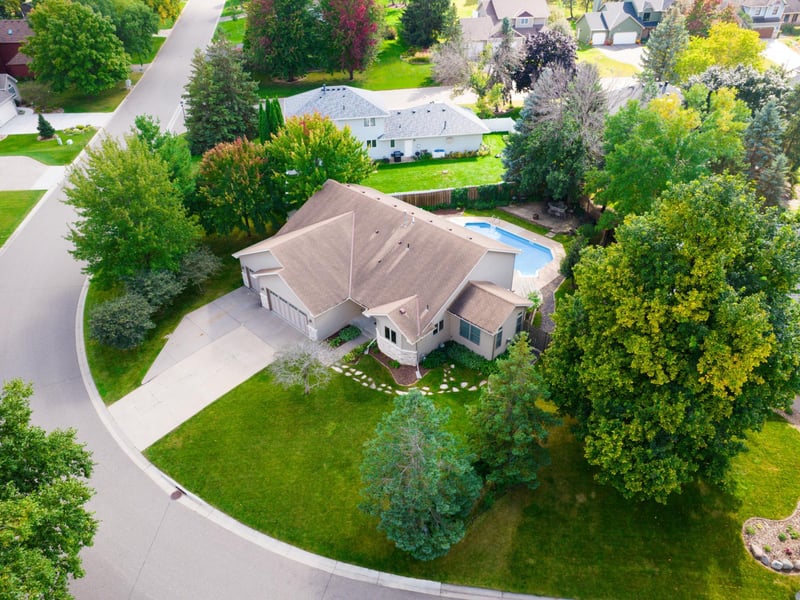 915 Ferndale St S, Maplewood, MN 55119
