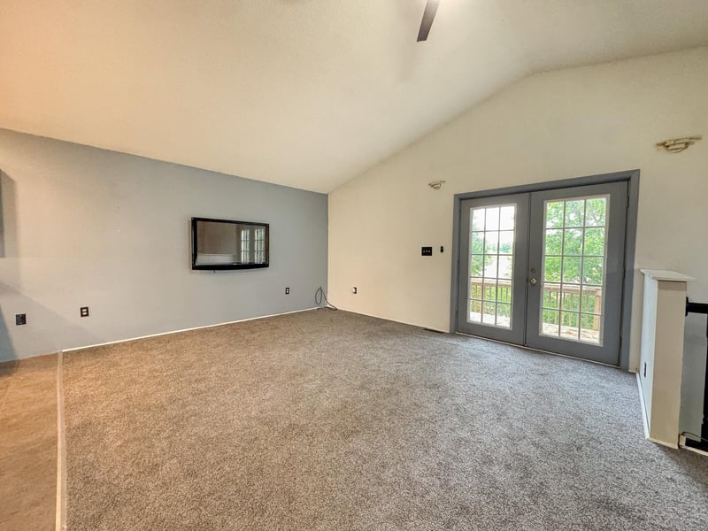 21093 370th St, Erhard, MN 56534