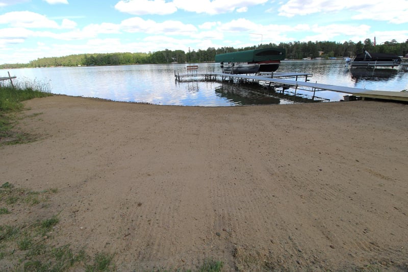 40560 S Bay Dr, Emily, MN 56447