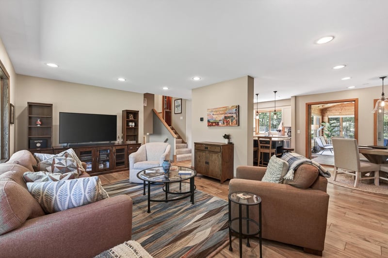4717 Glenwood Ave, Golden Valley, MN 55422