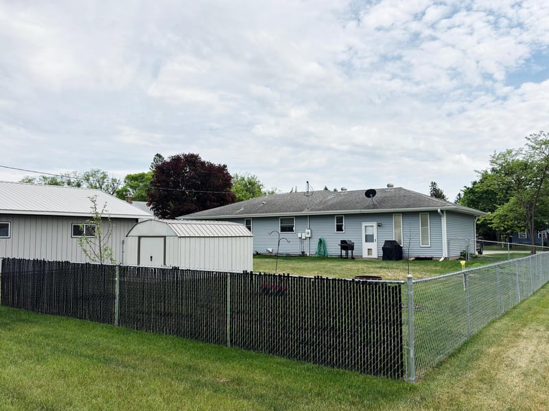 615 3rd St W, Park Rapids, MN 56470