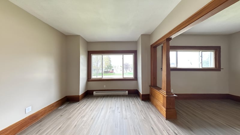 109 S Cottage Grove Ave, Luverne, MN 56156