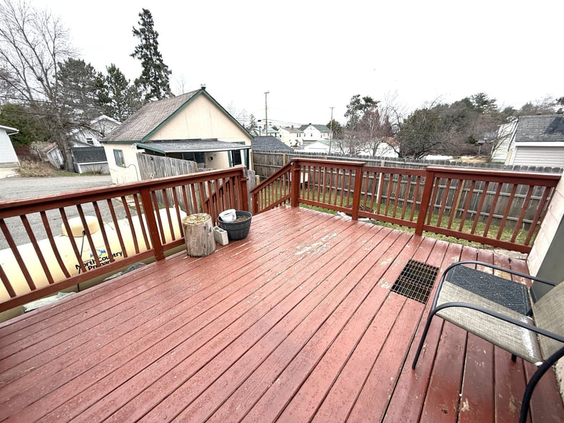 37 E Boundary St E, Ely, MN 55731