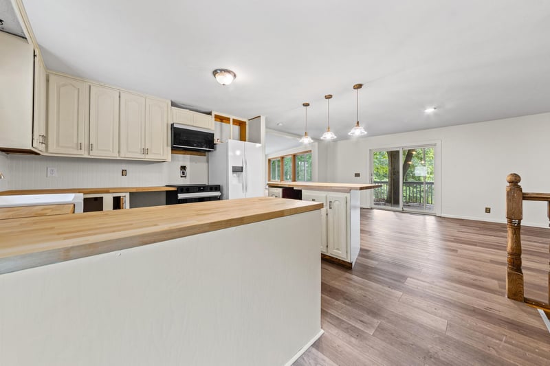 3475 191st Ln NW, Oak Grove, MN 55303