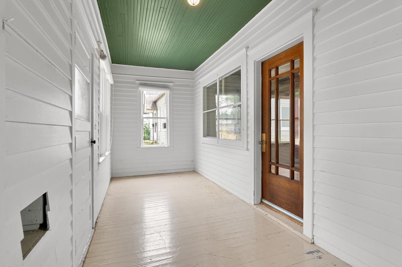 137 South St, Owatonna, MN 55060