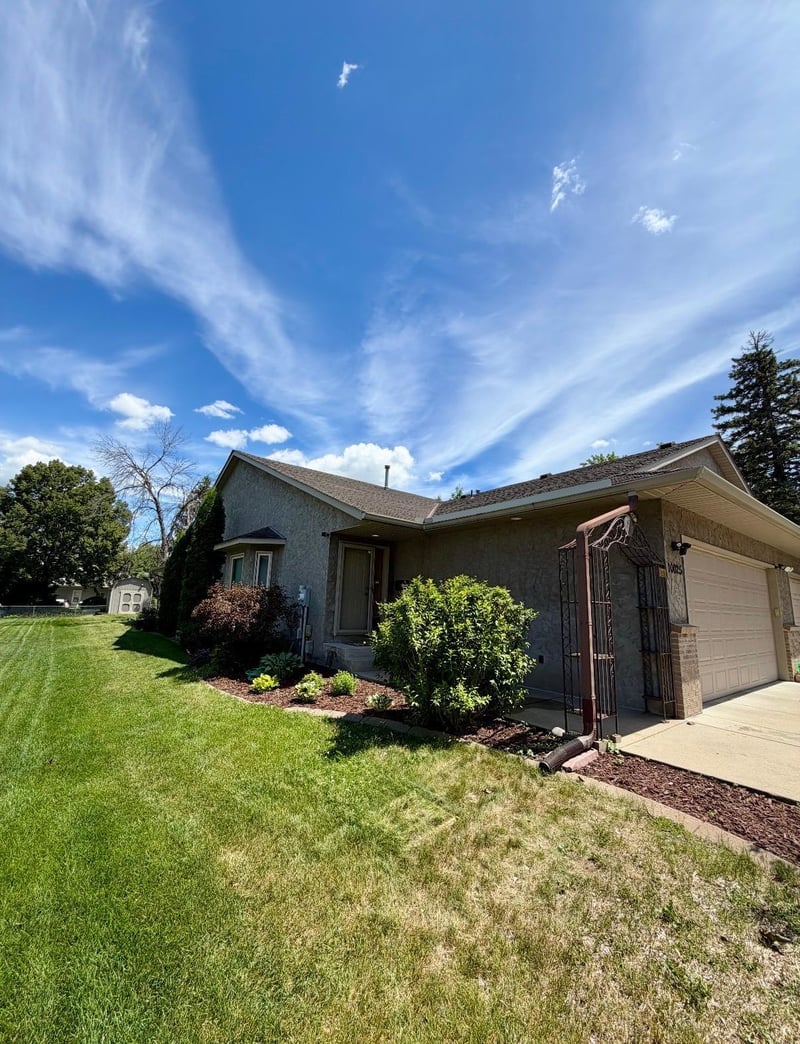 10025 Portland Ave S, Bloomington, MN 55420