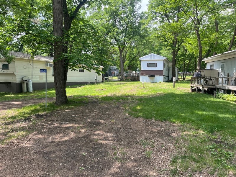 42502 unit 29 240th, Henning, MN 56551