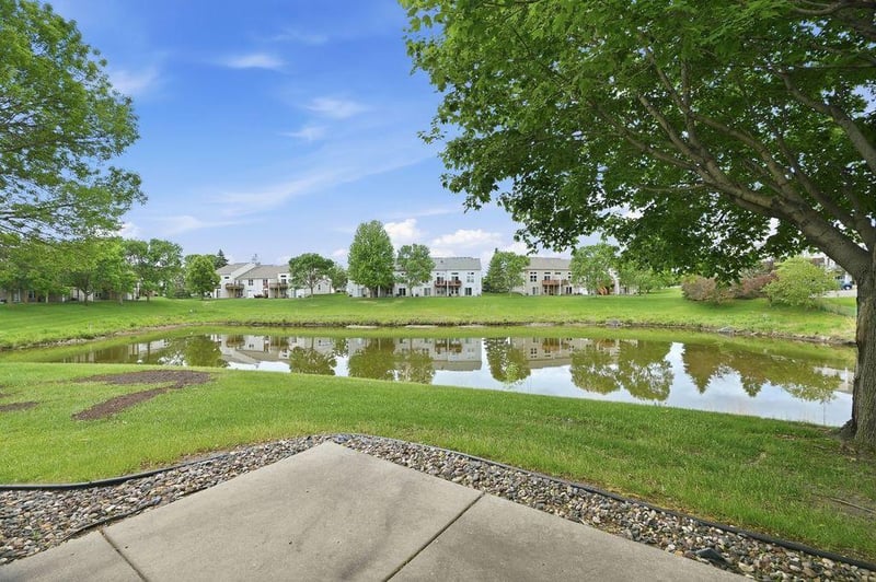 6435 157th St W, Apple Valley, MN 55124
