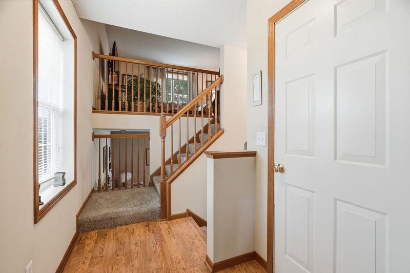 6435 157th St W, Apple Valley, MN 55124