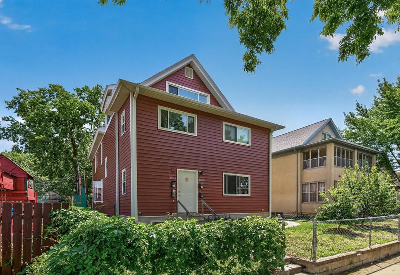 30233025 Cedar Ave S, Minneapolis, MN 55407