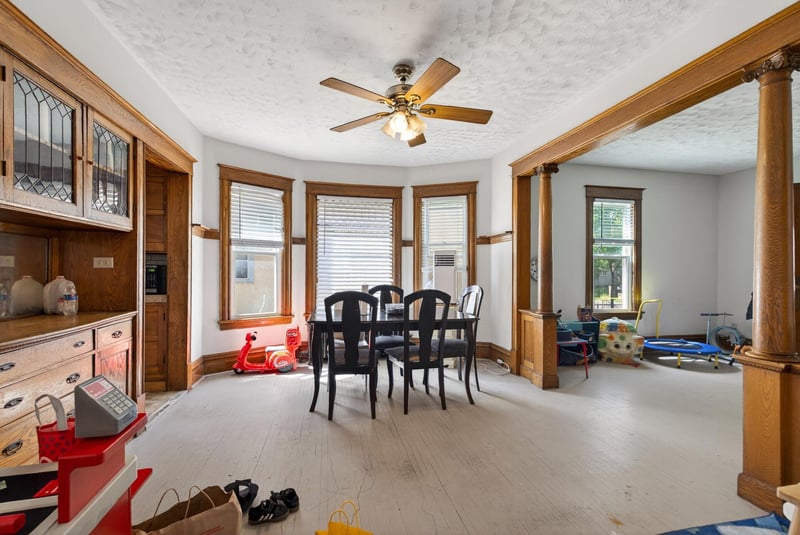 30233025 Cedar Ave S, Minneapolis, MN 55407