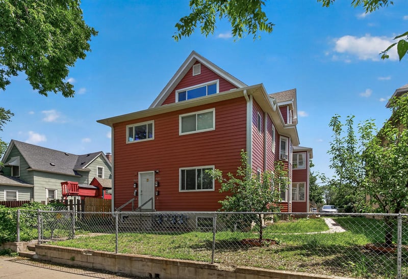 30233025 Cedar Ave S, Minneapolis, MN 55407