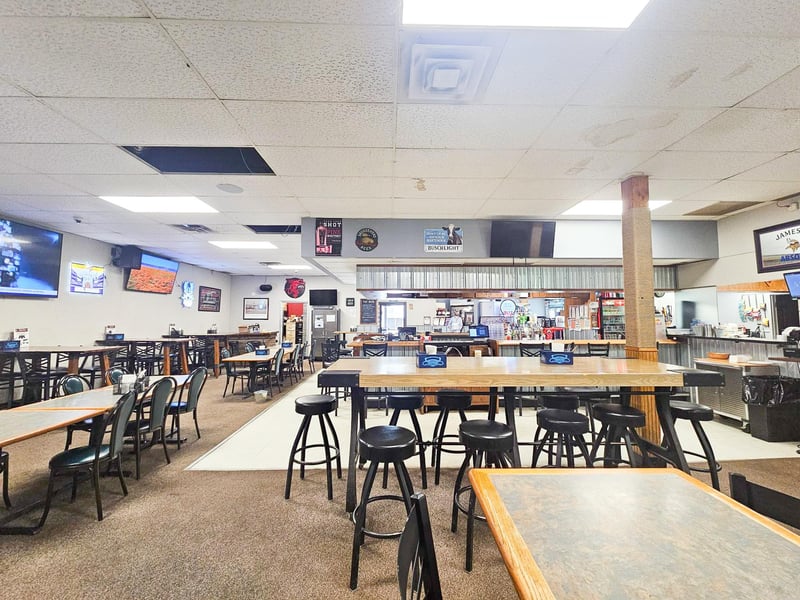 215 Broadway Ave N, Saint Hilaire, MN 56754