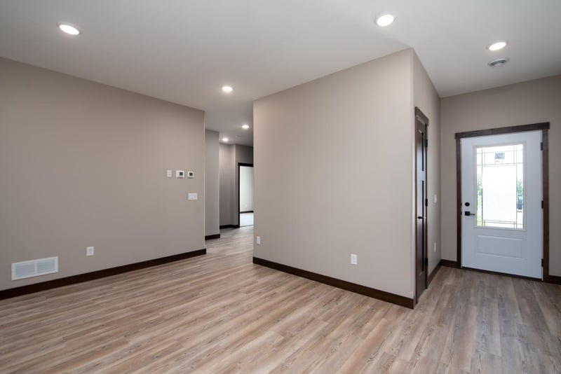 216 Dancing Waters Cir, Mankato, MN 56001