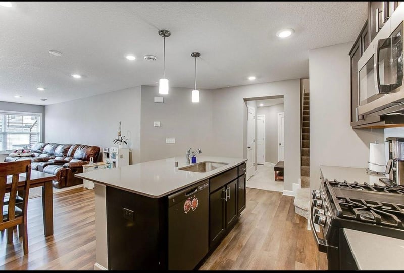 4784 Equine Trl, Woodbury, MN 55129