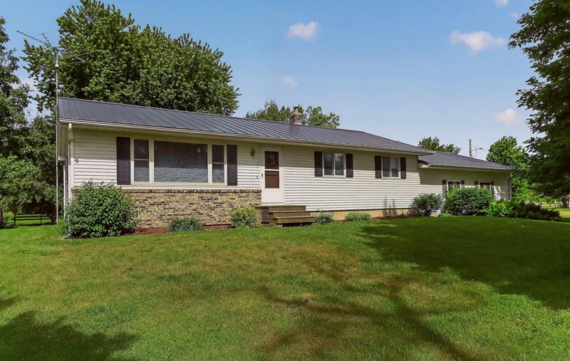 70525 State Highway 56, Hayfield, MN 55940