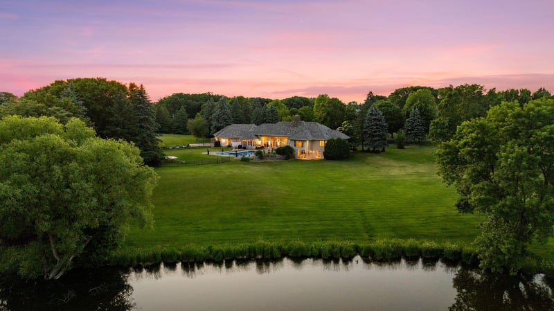 1615 Northridge Dr, Wayzata, MN 55391