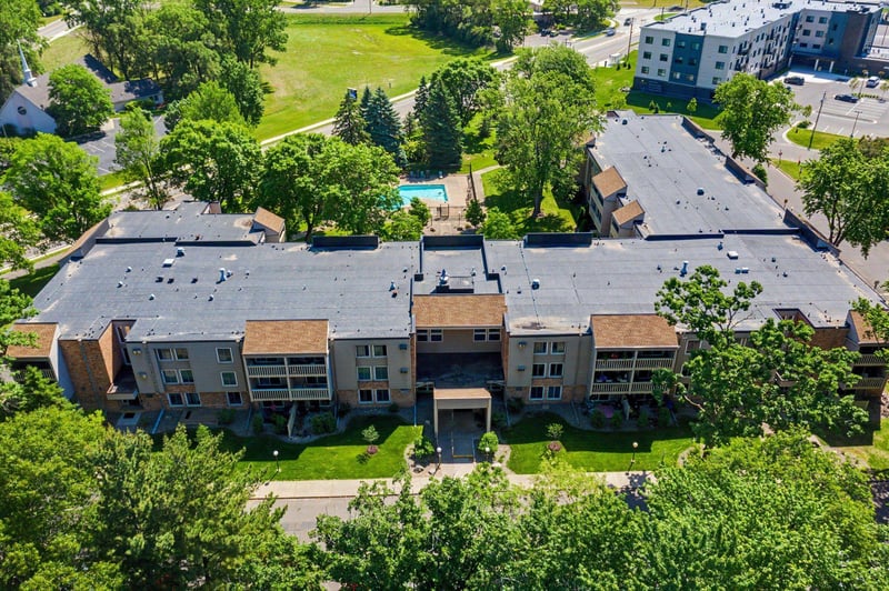 4045 Hodgson Rd #107, Shoreview, MN 55126
