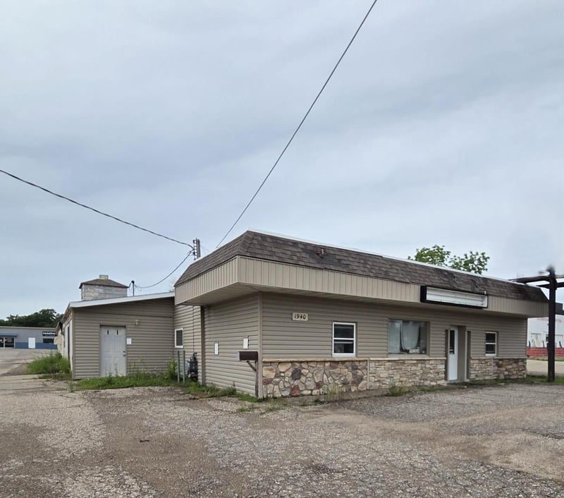 1930-1940 S Cedar Ave, Owatonna, MN 55060