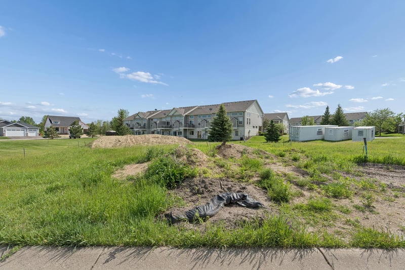 9763 Saint Andrews Dr, Elko New Market, MN 55020