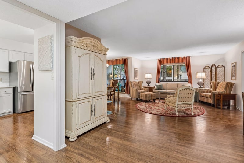 7200 York Ave S #126, Edina, MN 55435