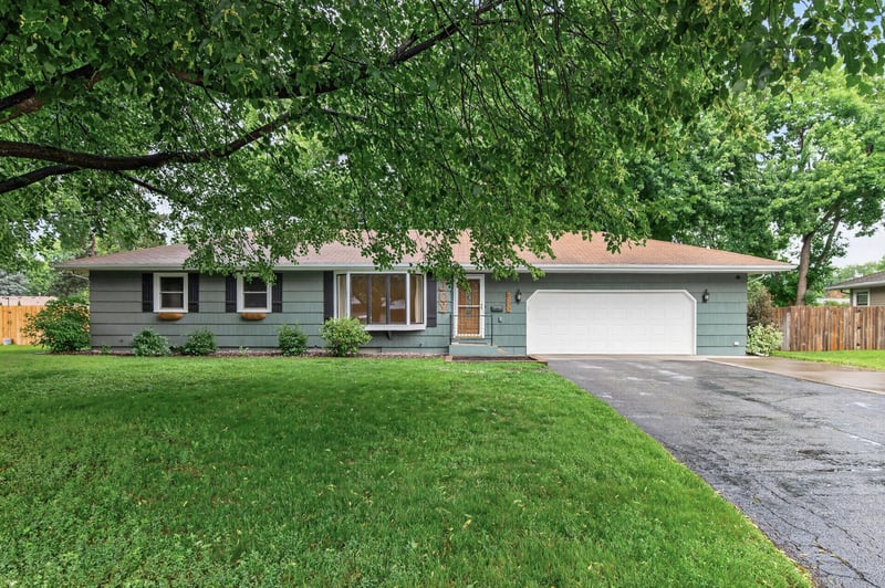 8000 Aster Dr N, Brooklyn Park, MN 55428