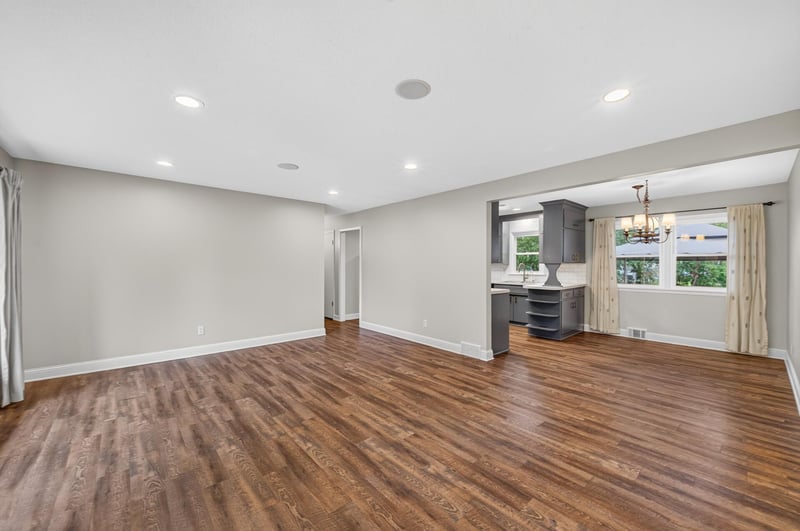 8000 Aster Dr N, Brooklyn Park, MN 55428