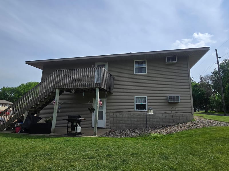 309 5th Ave NW, New Prague, MN 56071