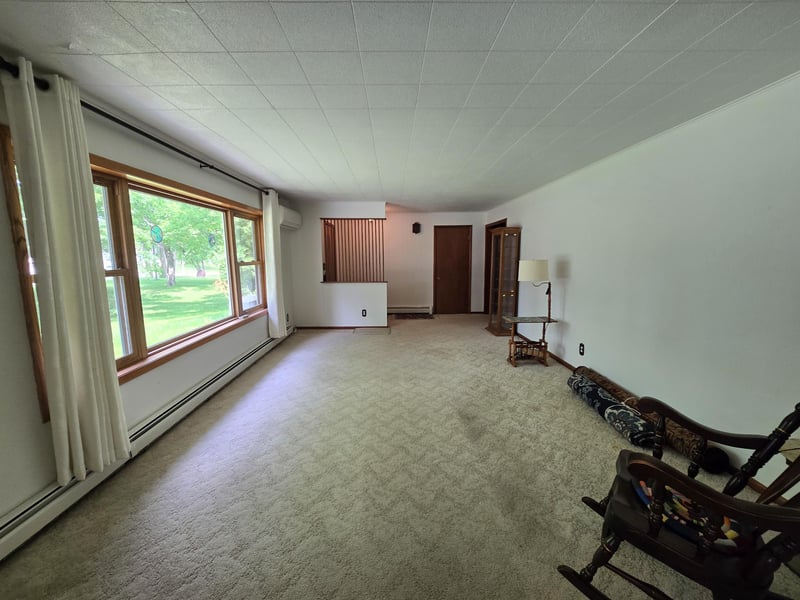 321 E Scharf Ave, Vergas, MN 56587