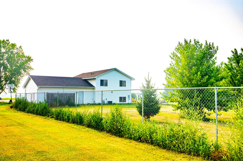 1616 Evergreen Dr, Ogilvie, MN 56358