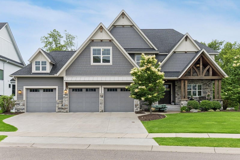 16415 56th Ave N, Plymouth, MN 55446