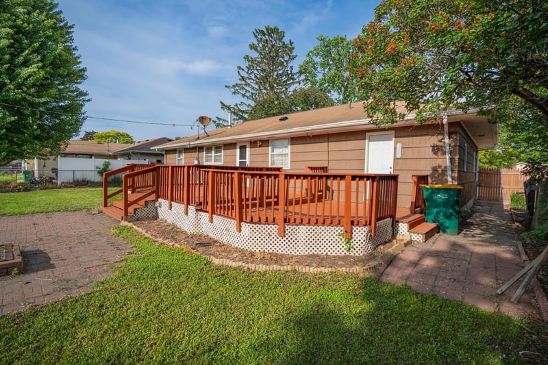 5913 Colfax Ave N, Brooklyn Center, MN 55430