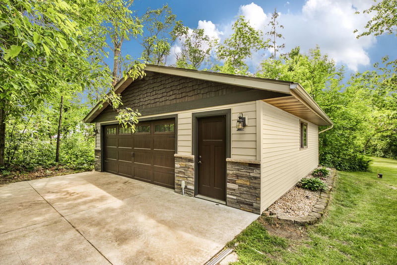 16400 64th St, Becker, MN 55308