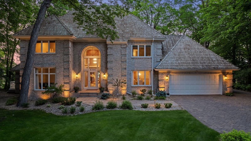 6306 Maple Rg, Excelsior, MN 55331