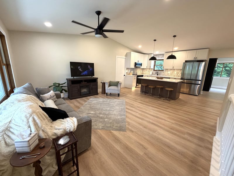 189 Mcintosh E, La Crescent, MN 55947