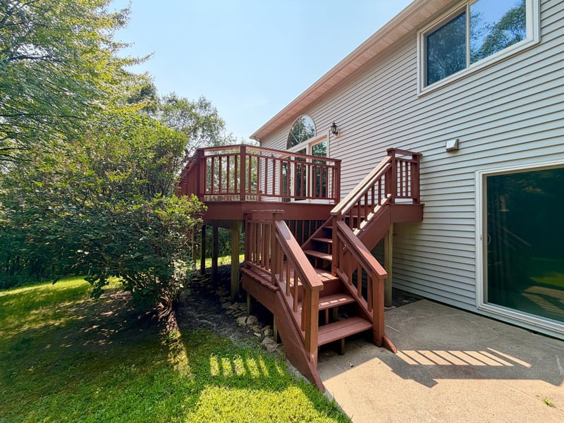 1241 Baird Ln NE, Rochester, MN 55906