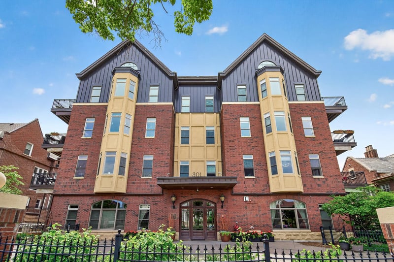 301 Clifton Ave #1A, Minneapolis, MN 55403