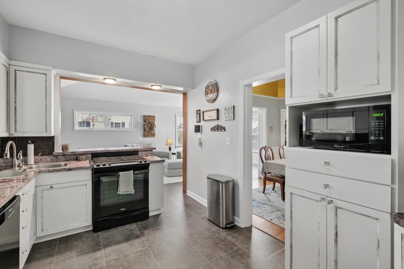 1119 9th St, Gaylord, MN 55334