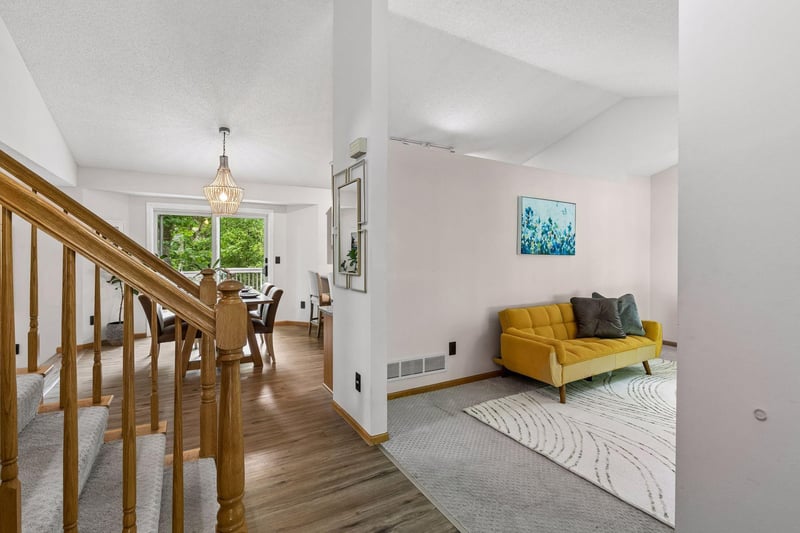 3689 Willbrook Ct, Eagan, MN 55123
