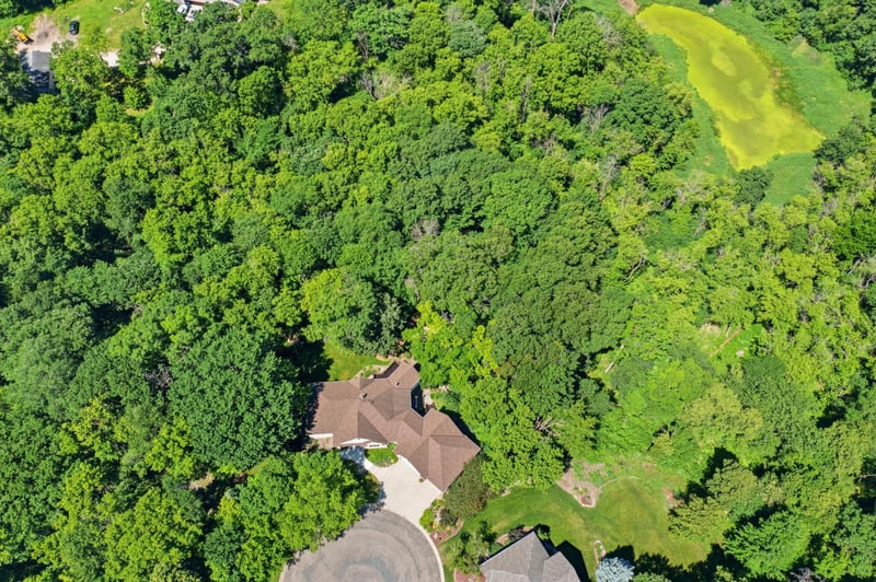 1900 Timber Ridge Dr, Burnsville, MN 55306