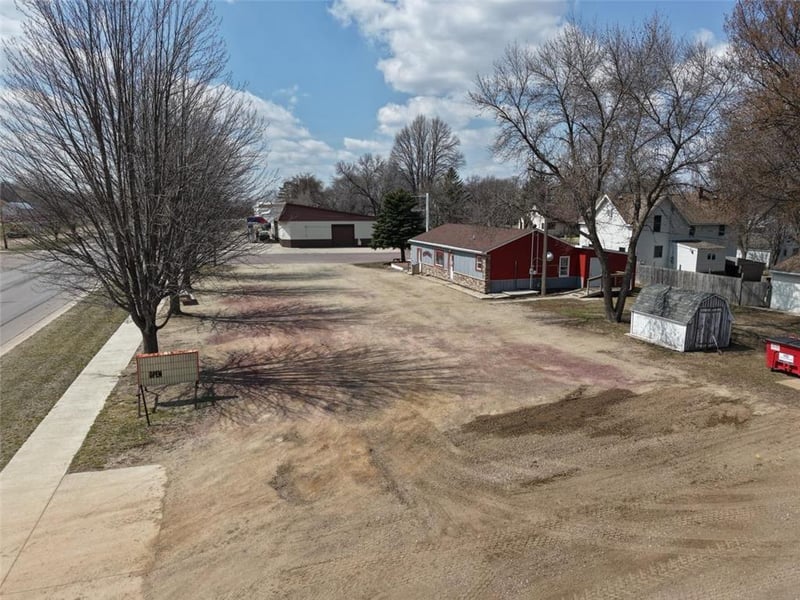 550 Us Highway 14, Walnut Grove, MN 56180