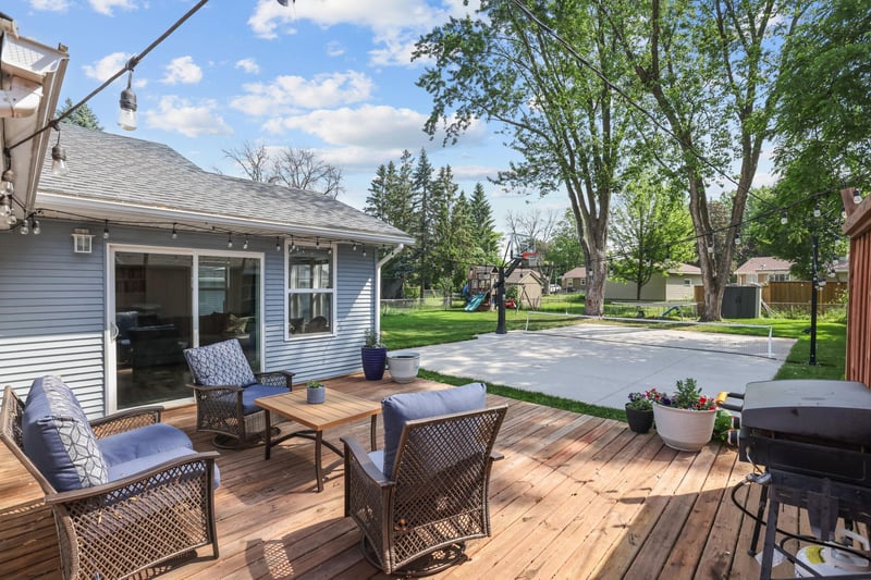 3680 Fairlane St, White Bear Lake, MN 55110