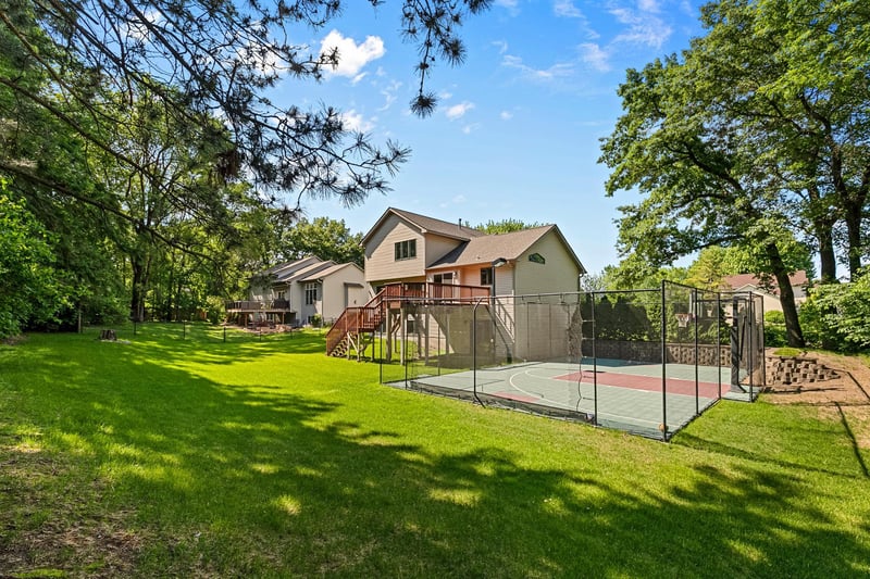408 Coyote Trl, Lino Lakes, MN 55014
