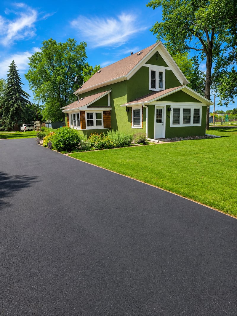 320 S Willow St, Belle Plaine, MN 56011