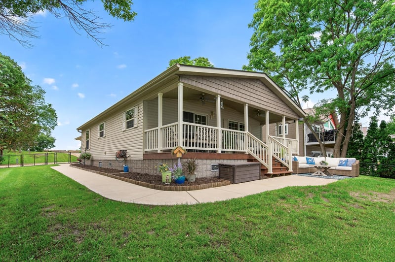 26521 Fremont Dr, Zimmerman, MN 55398