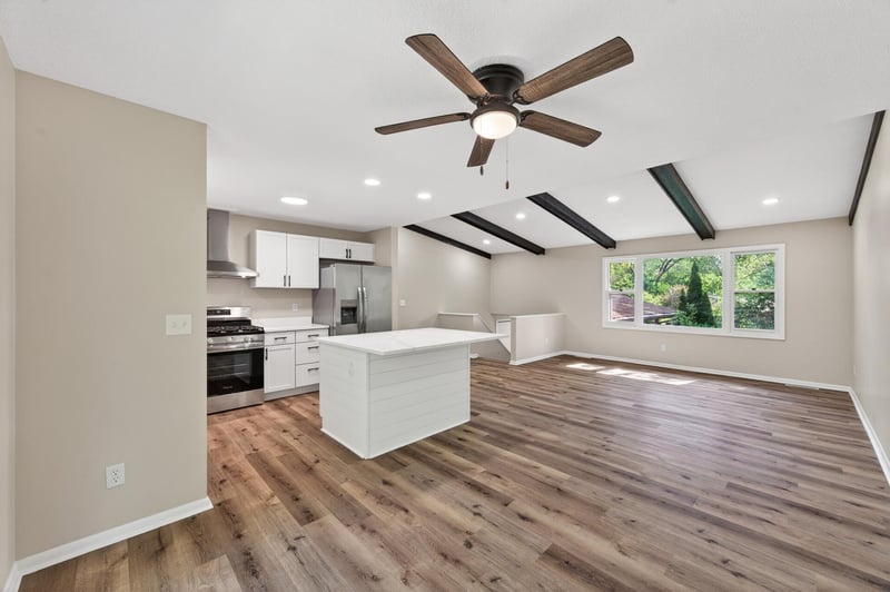 10370 Flamingo St NW, Coon Rapids, MN 55433