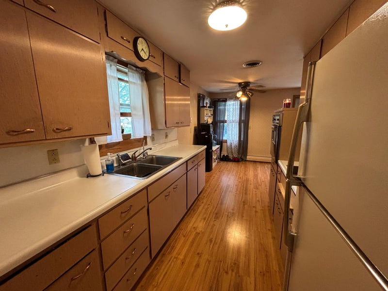 1103 Wilbur St, Worthington, MN 56187