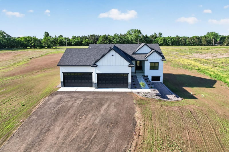 13437 295th Ave NW, Princeton, MN 55371